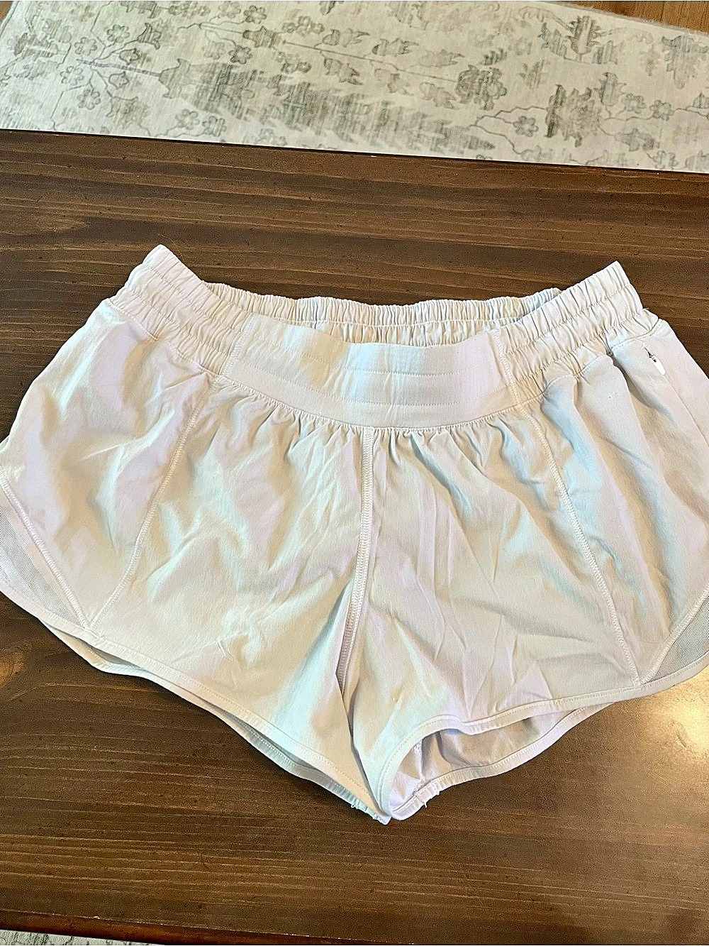 lululemon Hotty Hot Low Rise Lined Short 3" White